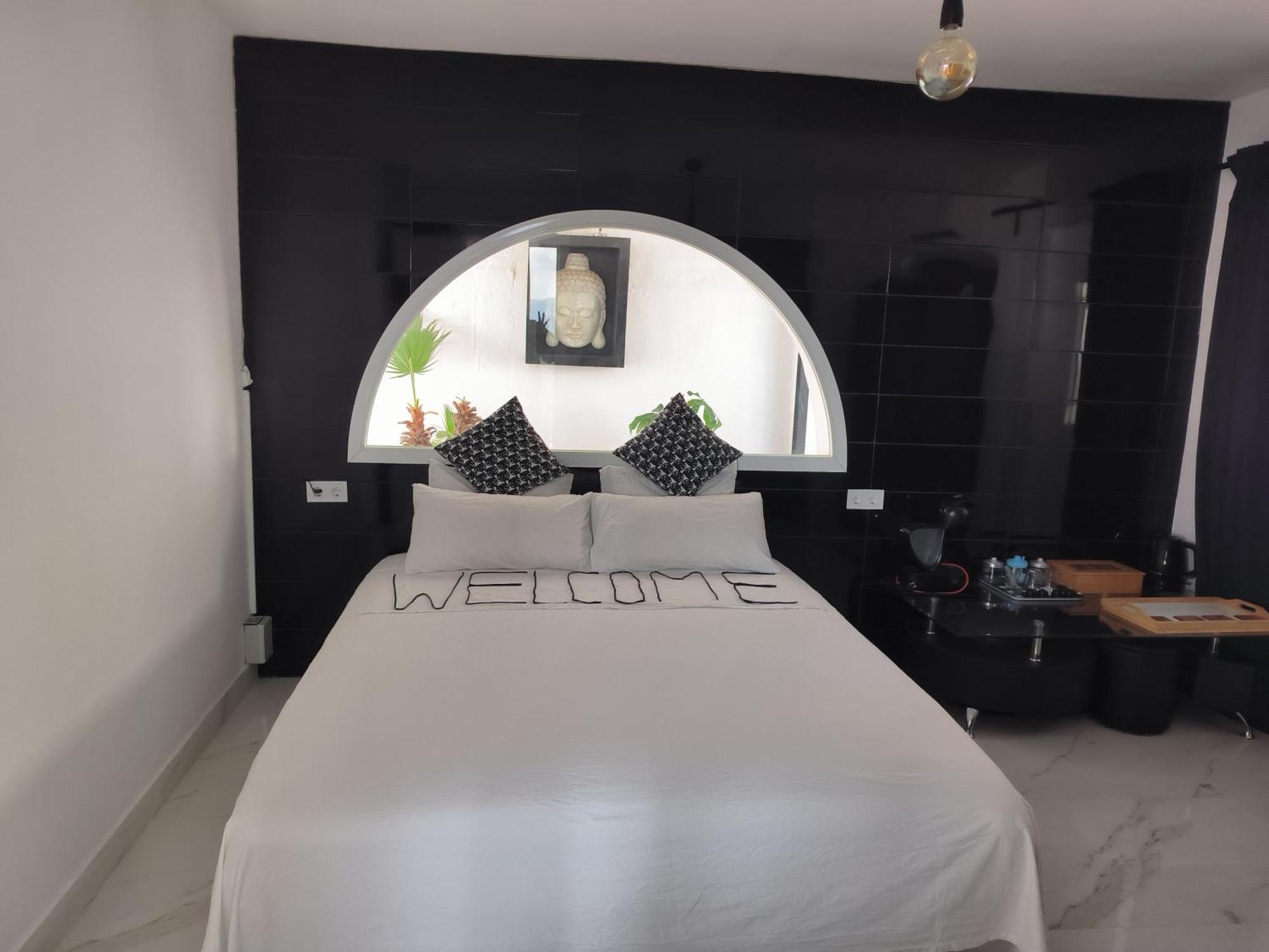 Pinar Suites Habitaciones Торемолинос Екстериор снимка