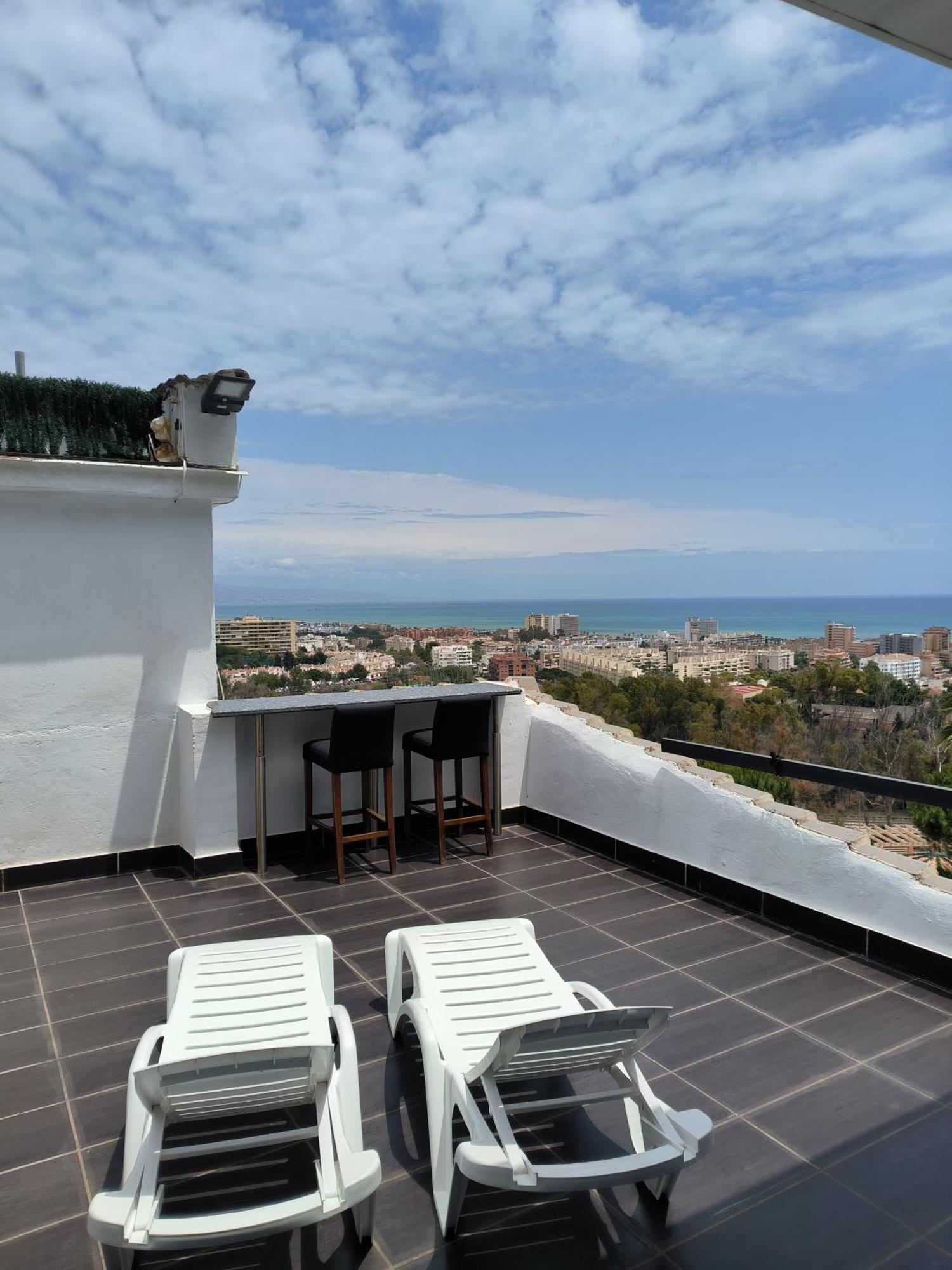 Pinar Suites Habitaciones Торемолинос Екстериор снимка